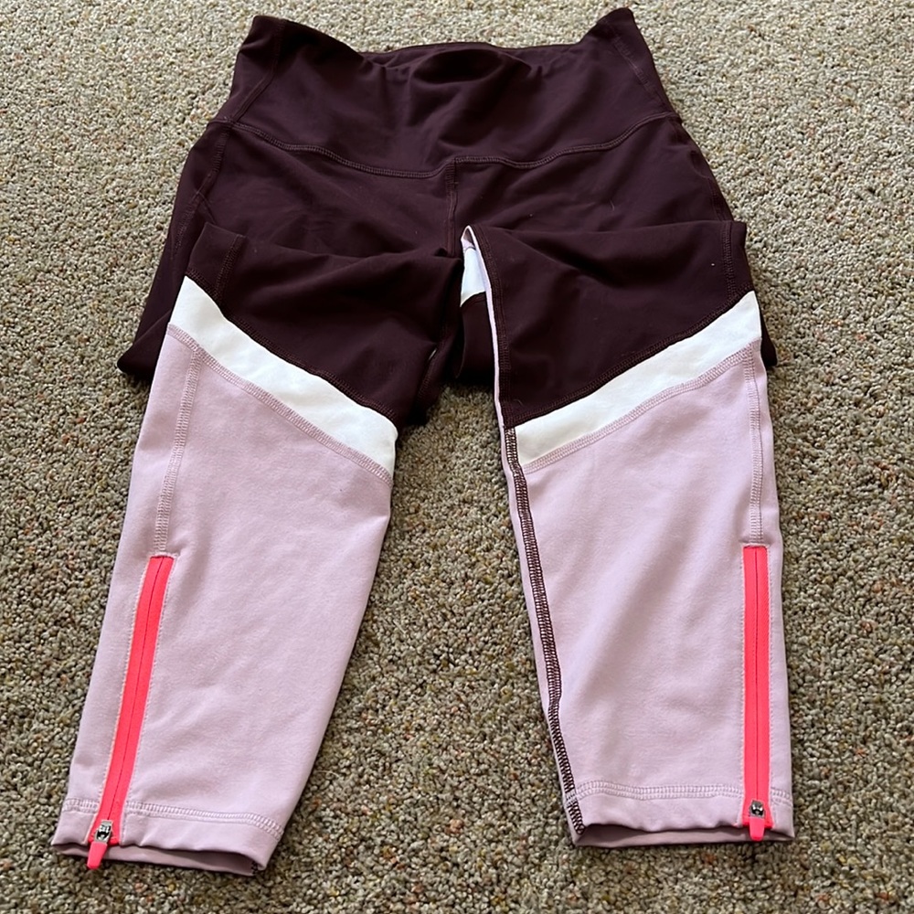 Old Navy active elevate legging go dry size M run small